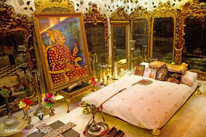 Kings Chamber in Aaina Mahal